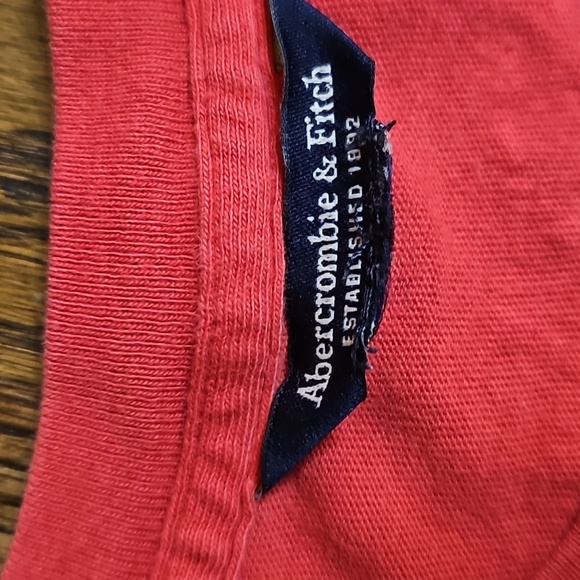 Abercrombie & Fitch Retro T-shirt - Picture 5 of 5
